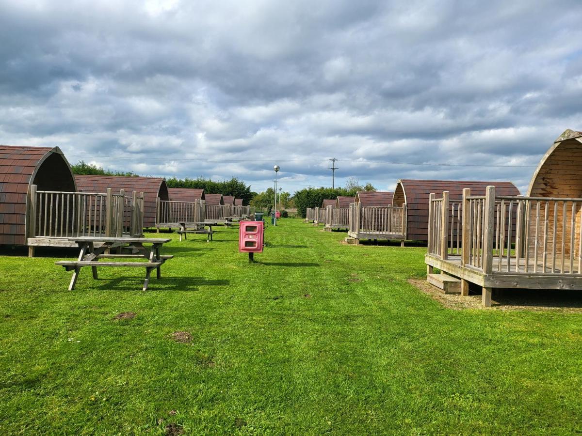 Rustic Pods Riverview Holiday Park Lincoln Exterior foto